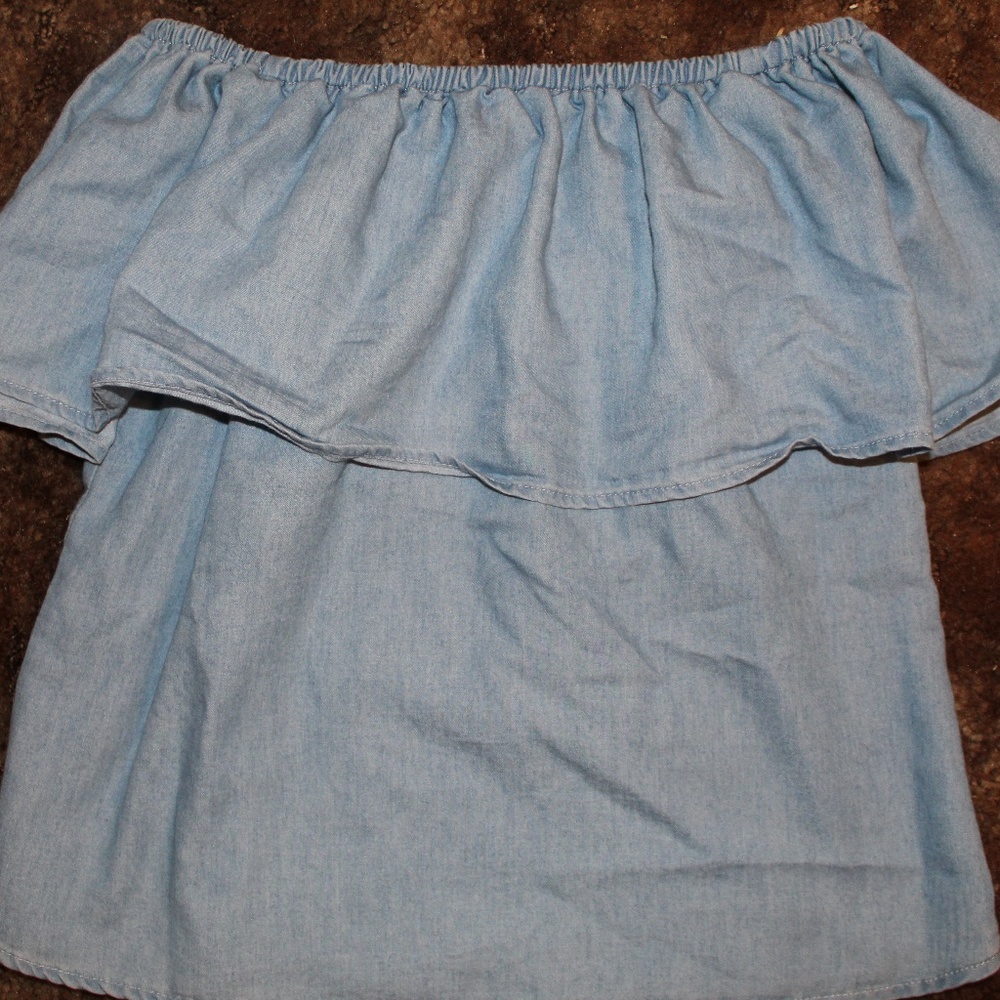 Off the shoulder linen top